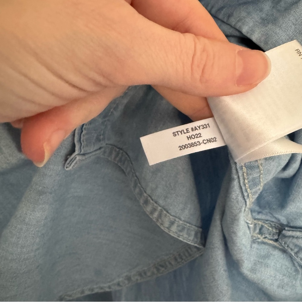 J. Crew Relaxed-fit Chambray Shirt Size 6 - Picture 6 of 7